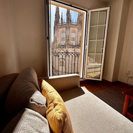 Atuaire Home Balcon Con Vistas A La Catedral De Burgos Luaran gambar